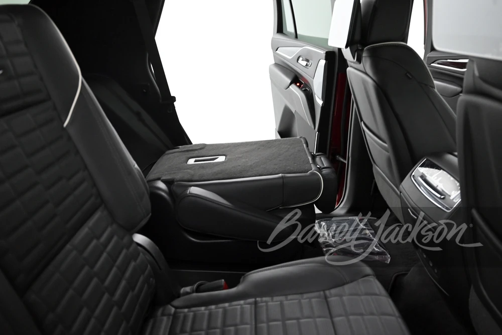 2023 Cadillac Escalade-V 5th Gen - Image 21 of 31