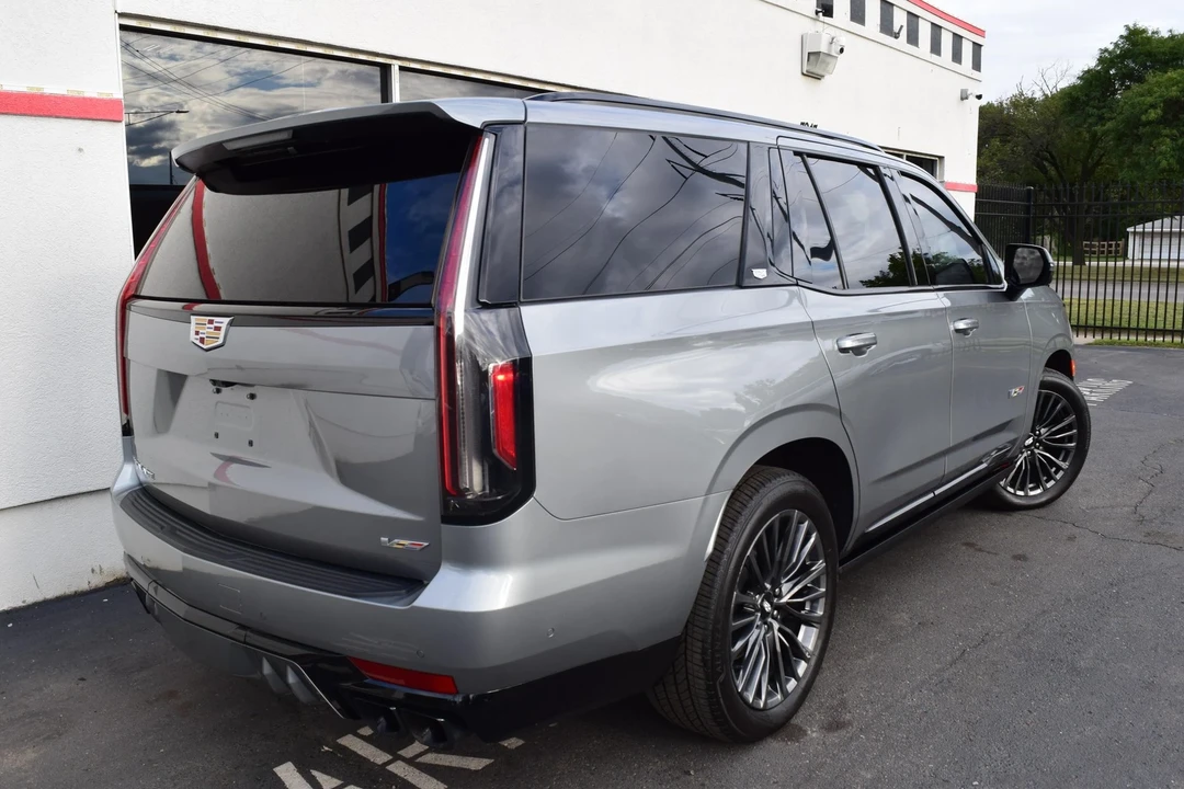 2023 Cadillac Escalade-V 5th Gen - Image 5 of 21
