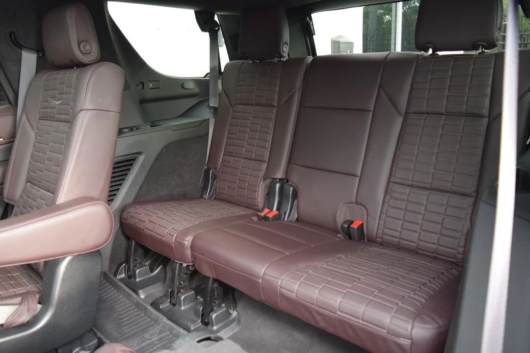 2023 Cadillac Escalade-V 5th Gen - Image 18 of 21
