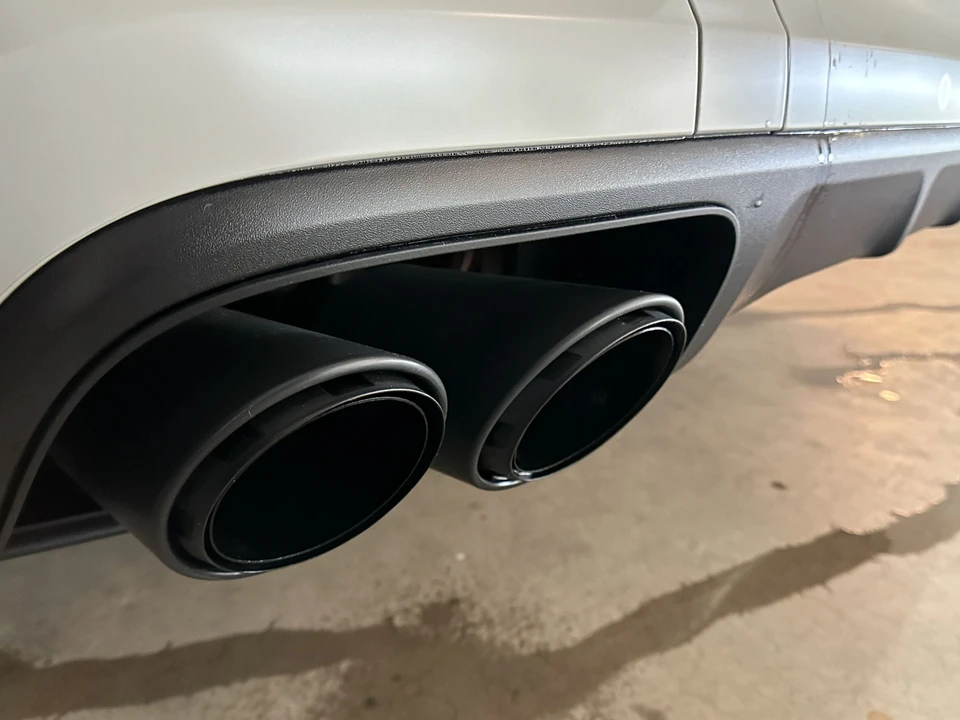 2023 Porsche 9Y0/9Y3 Cayenne Turbo - Image 14 of 15