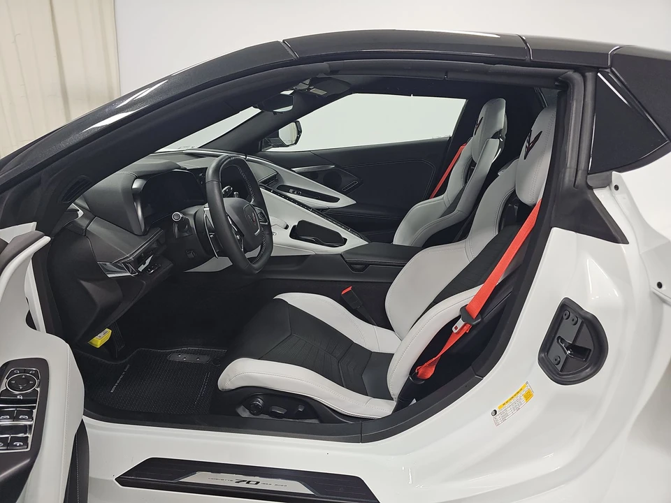 2023 Chevrolet Corvette C8 - Image 7 of 18
