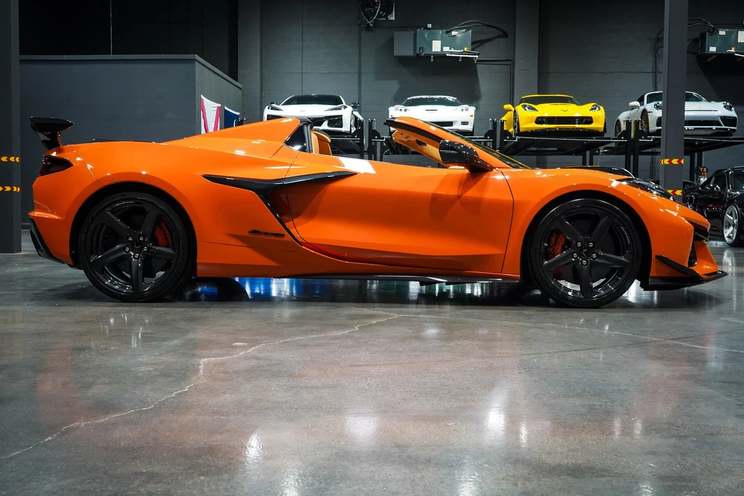 2023 Chevrolet Corvette C8 Z06 - Image 7 of 31