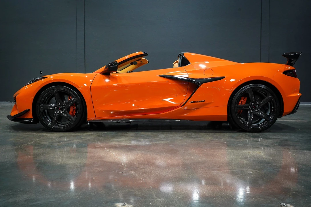 2023 Chevrolet Corvette C8 Z06 - Image 3 of 31