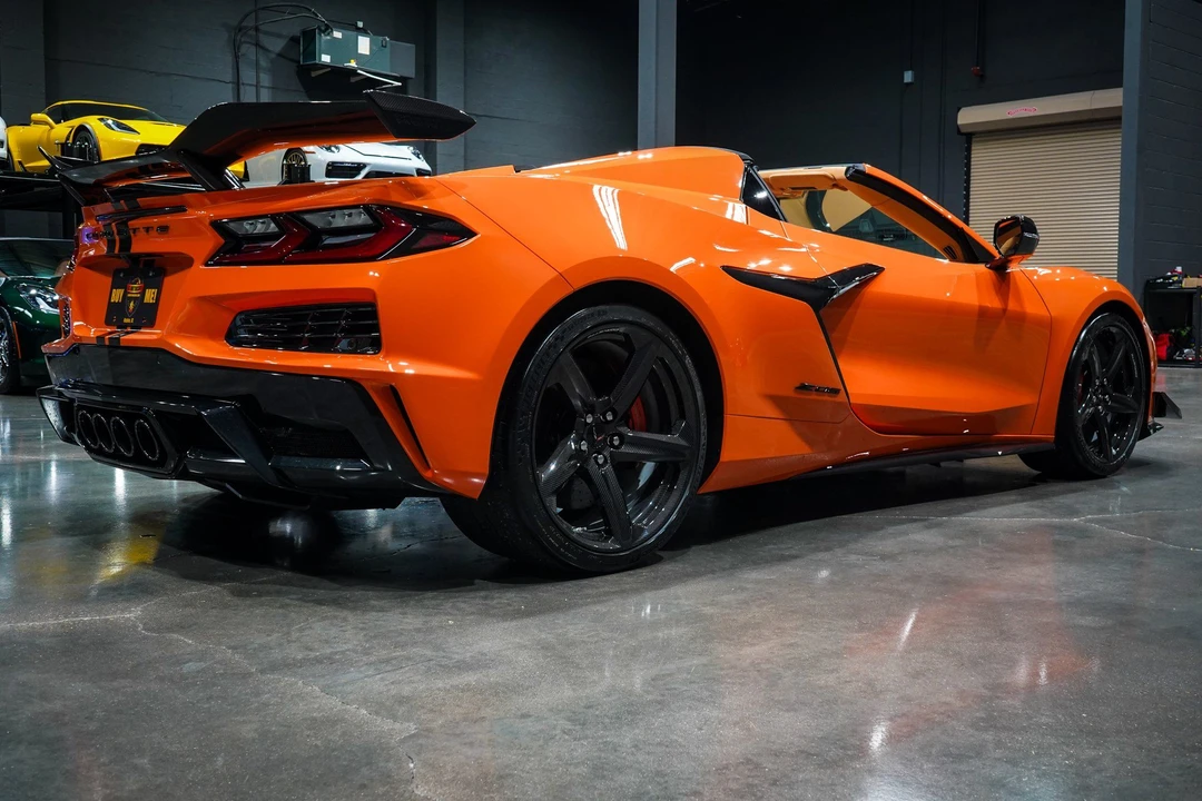 2023 Chevrolet Corvette C8 Z06 - Image 6 of 31