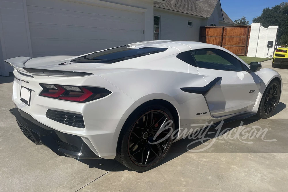2023 Chevrolet Corvette C8 Z06 - Image 8 of 18