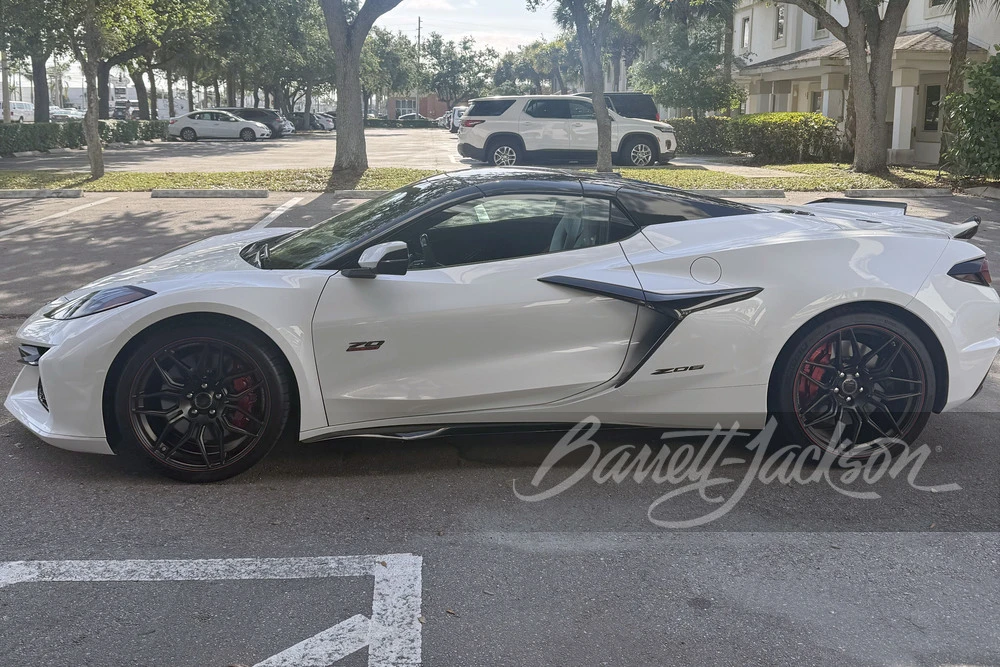 2023 Chevrolet Corvette C8 Z06 - Image 7 of 7