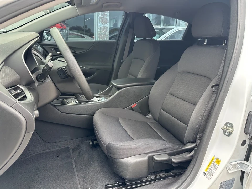 2023 Chevrolet Malibu - Image 11 of 21