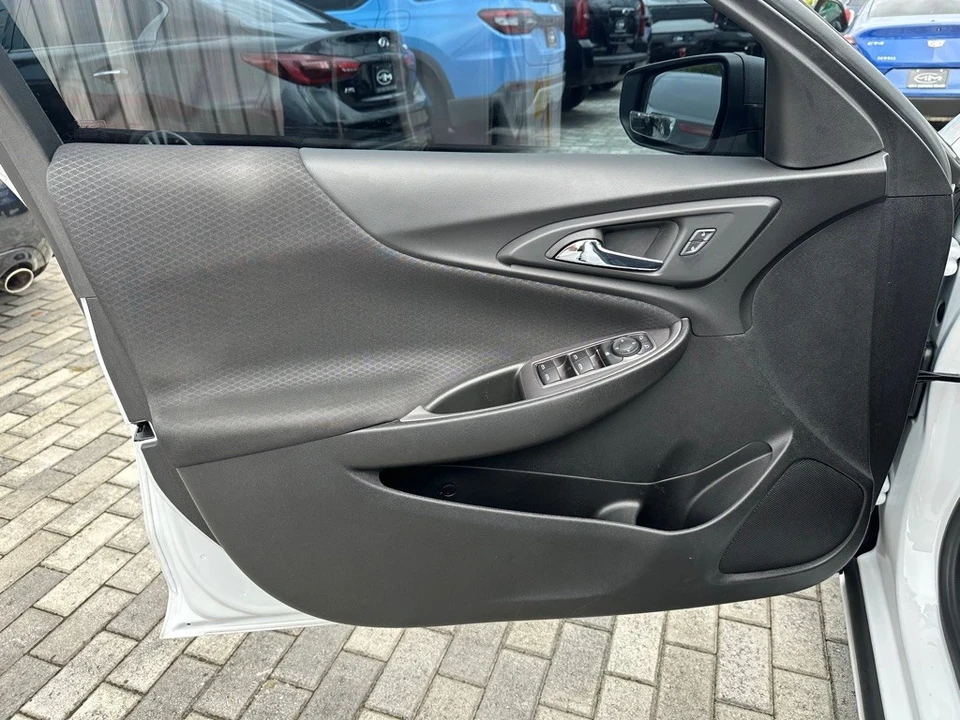 2023 Chevrolet Malibu - Image 10 of 21