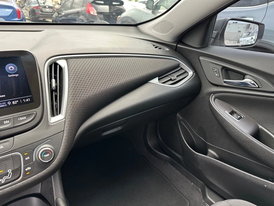 2023 Chevrolet Malibu - Image 19 of 21