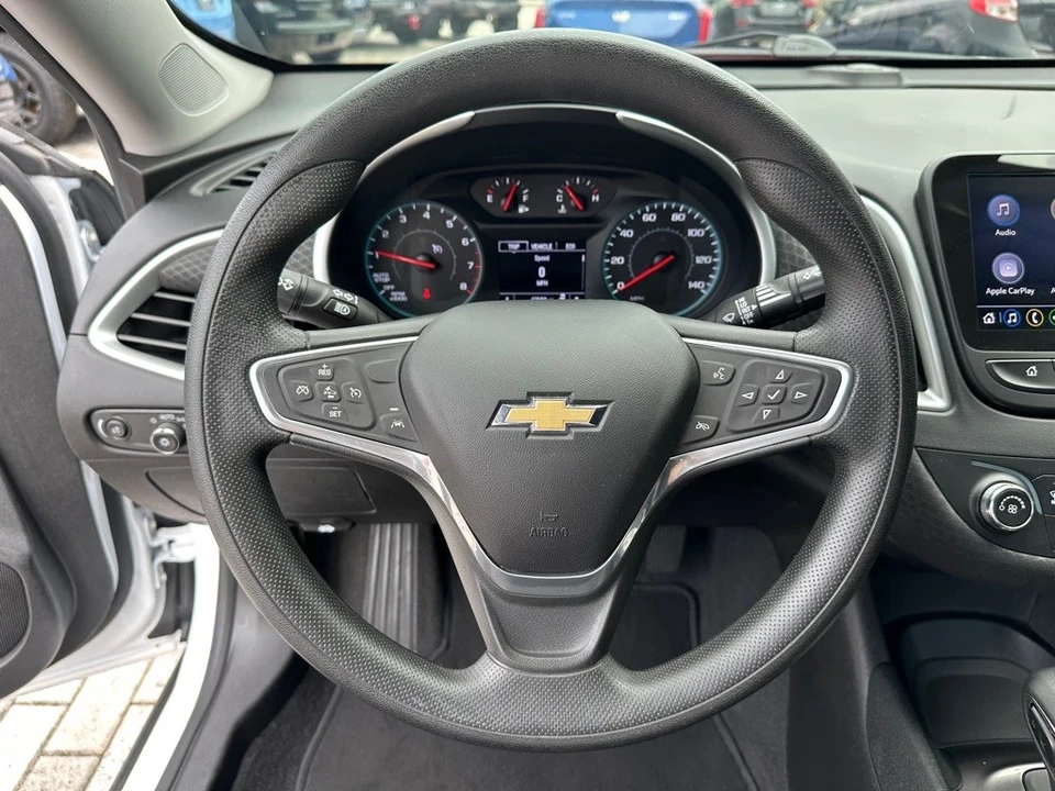 2023 Chevrolet Malibu - Image 12 of 21