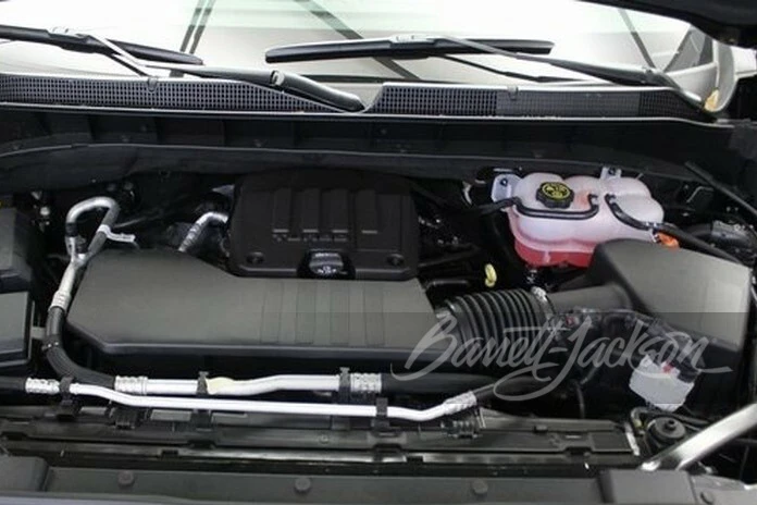 2023 Chevrolet Silverado 4th Gen - Image 2 of 18