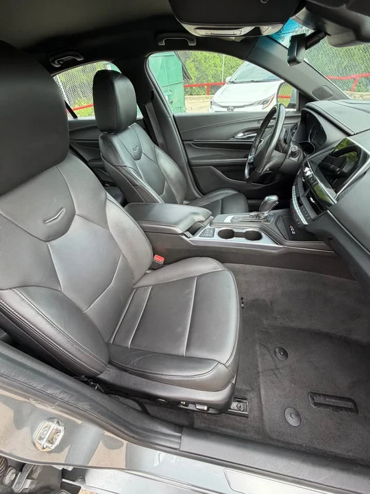 2023 Cadillac CT4 - Image 8 of 9