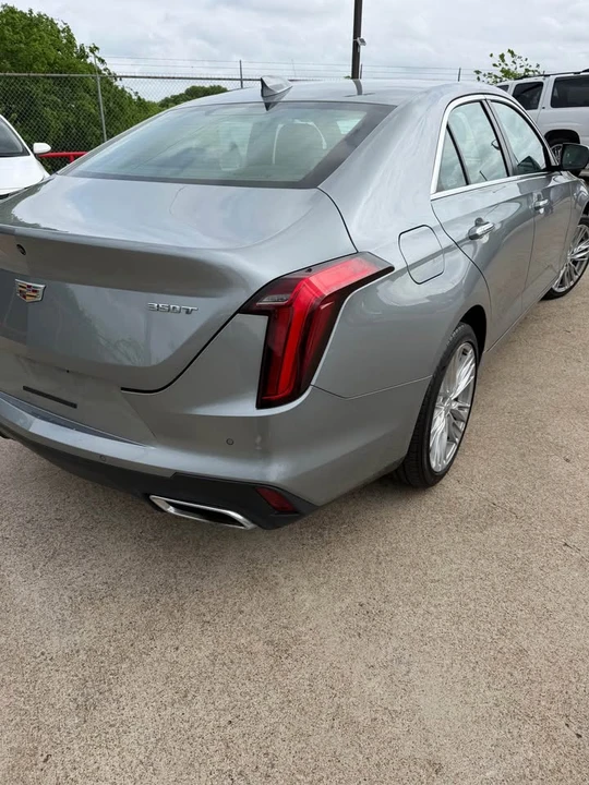 2023 Cadillac CT4 - Image 5 of 9