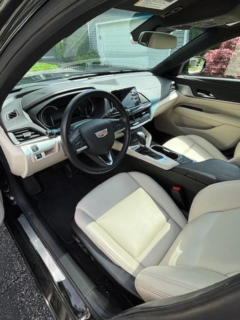 2023 Cadillac CT4 - Image 5 of 6