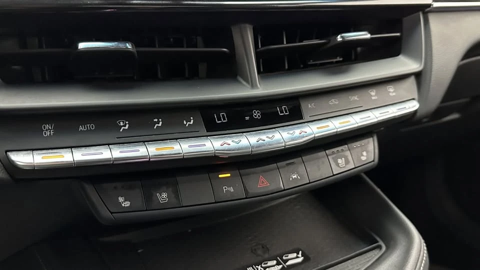 2023 Cadillac CT4 - Image 11 of 20