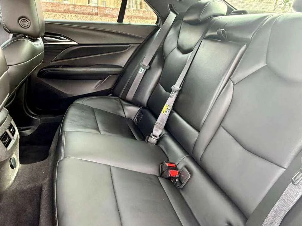 2023 Cadillac CT4 - Image 8 of 10