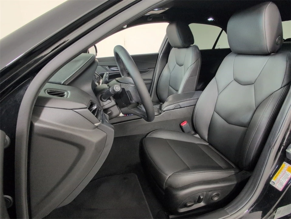 2023 Cadillac CT4 - Image 4 of 12