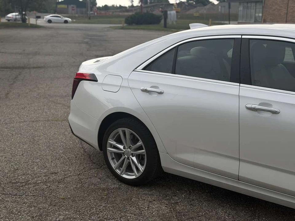 2023 Cadillac CT4 - Image 5 of 23