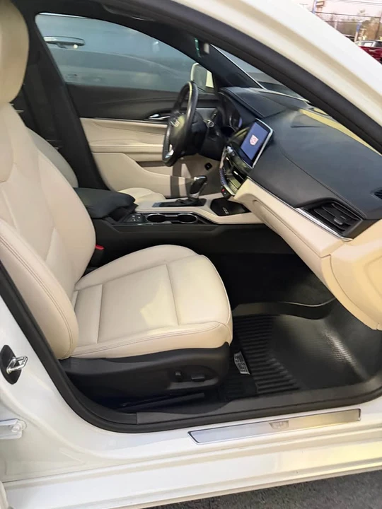 2023 Cadillac CT4 - Image 12 of 13