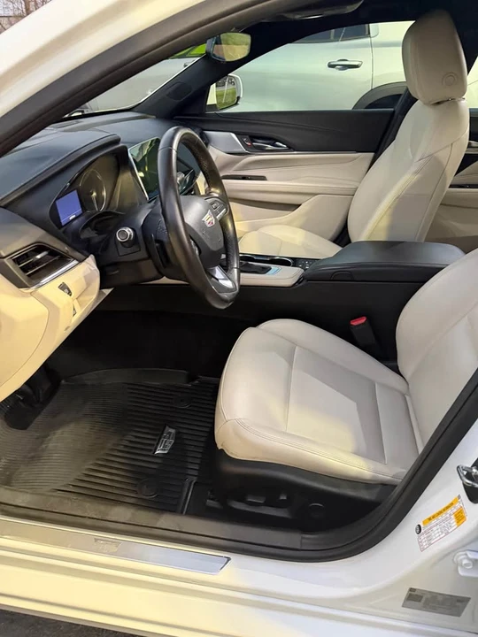 2023 Cadillac CT4 - Image 7 of 13