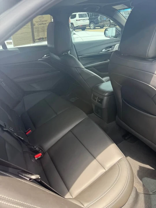 2023 Cadillac CT4 - Image 4 of 7