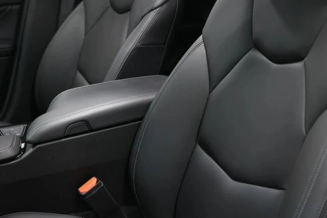2023 Cadillac CT4 - Image 17 of 21