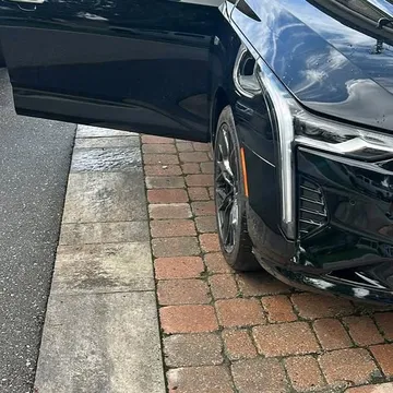 2023 Cadillac CT4