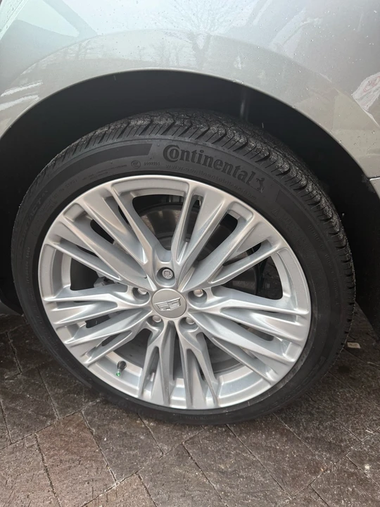 2023 Cadillac CT4 - Image 9 of 16