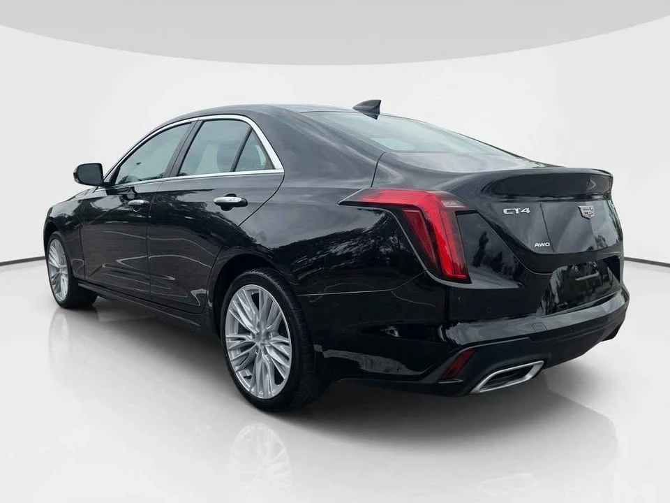 2023 Cadillac CT4 - Image 8 of 10