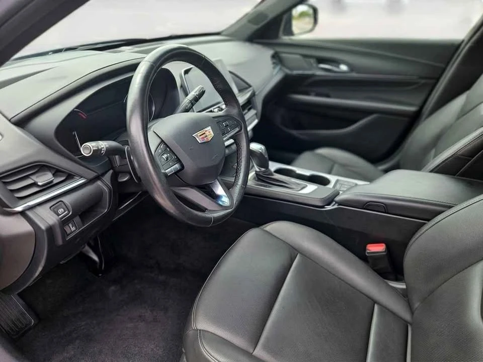 2023 Cadillac CT4 - Image 9 of 10