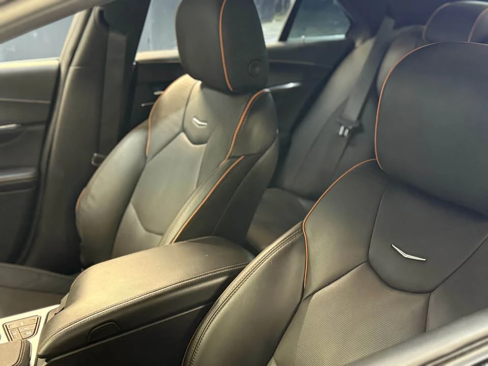 2023 Cadillac CT4 - Image 7 of 10