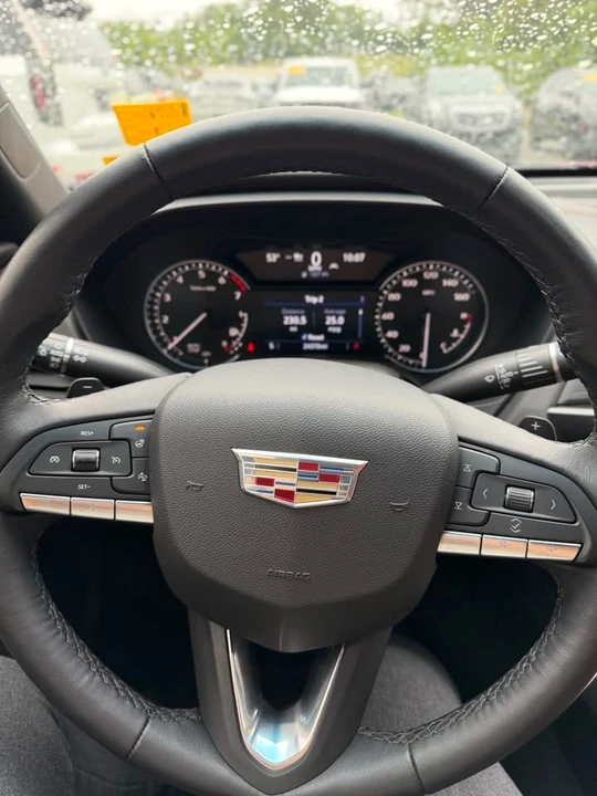2023 Cadillac CT4 - Image 5 of 13