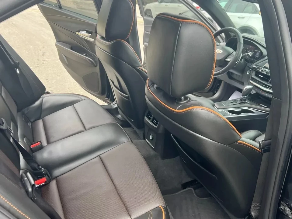 2023 Cadillac CT4 - Image 9 of 23