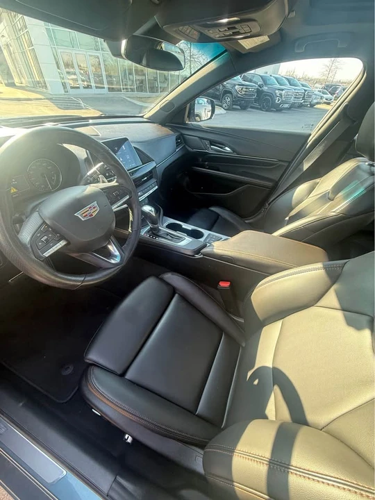 2023 Cadillac CT4 - Image 4 of 8