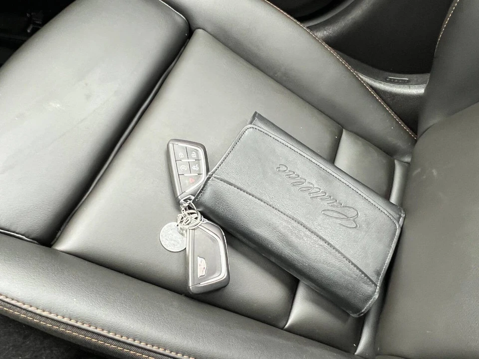 2023 Cadillac CT4 - Image 27 of 31