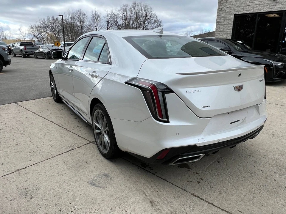 2023 Cadillac CT4 - Image 9 of 31