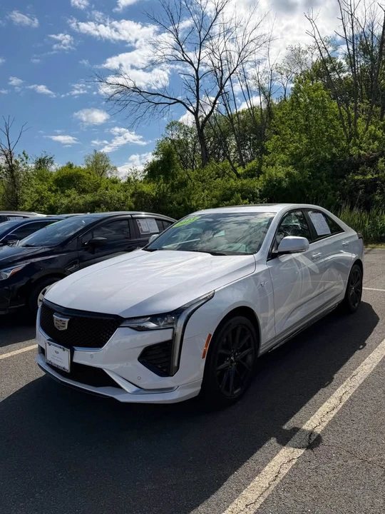 2023 Cadillac CT4 - Image 2 of 9