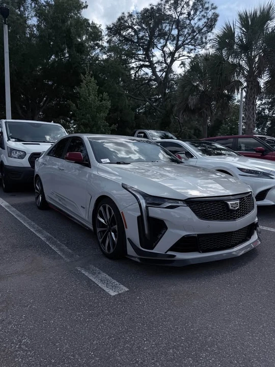 2023 Cadillac CT4-V - Image 3 of 8
