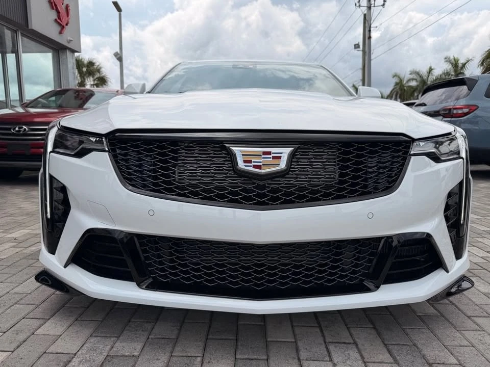 2023 Cadillac CT4-V - Image 2 of 20