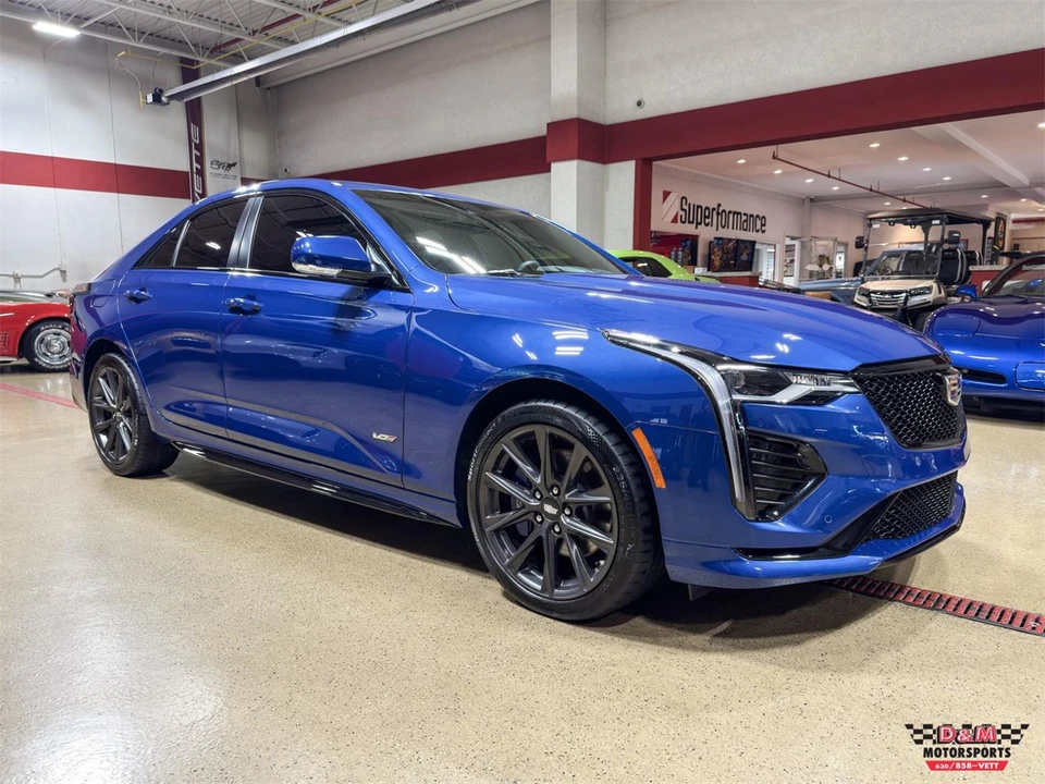 2023 Cadillac CT4-V - Image 7 of 31