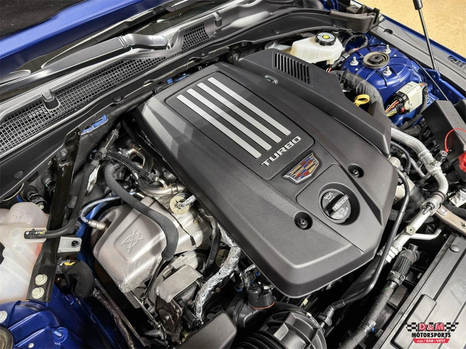 2023 Cadillac CT4-V - Image 10 of 31