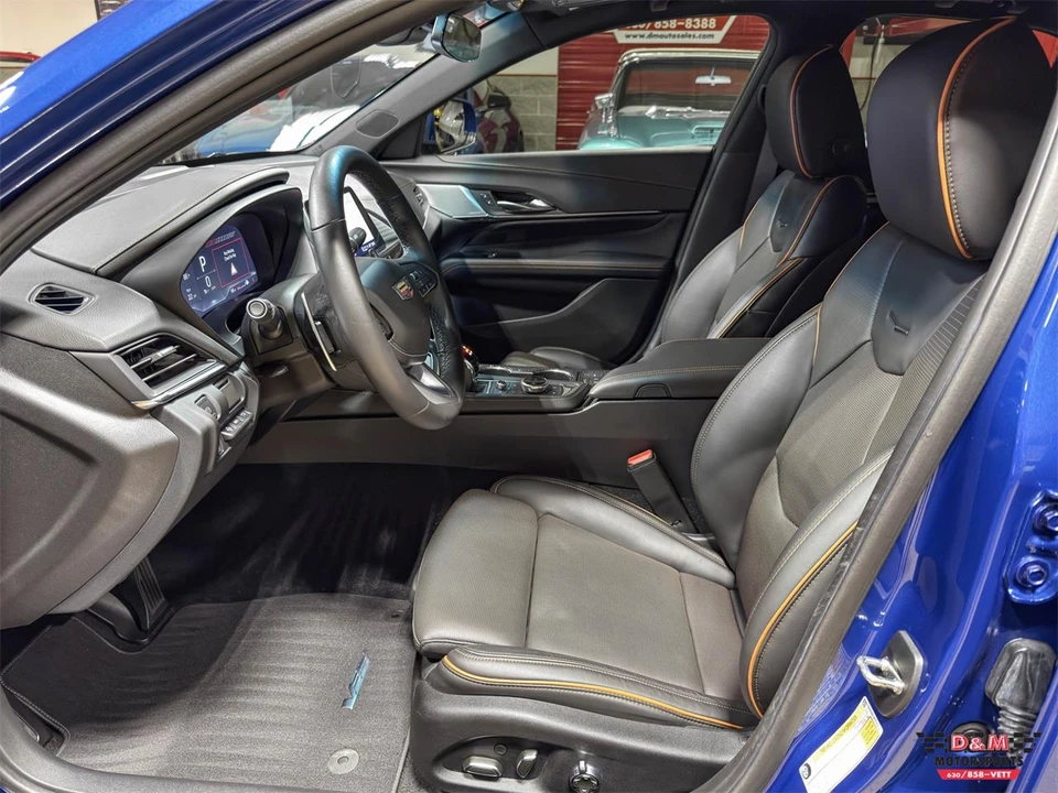 2023 Cadillac CT4-V - Image 12 of 31