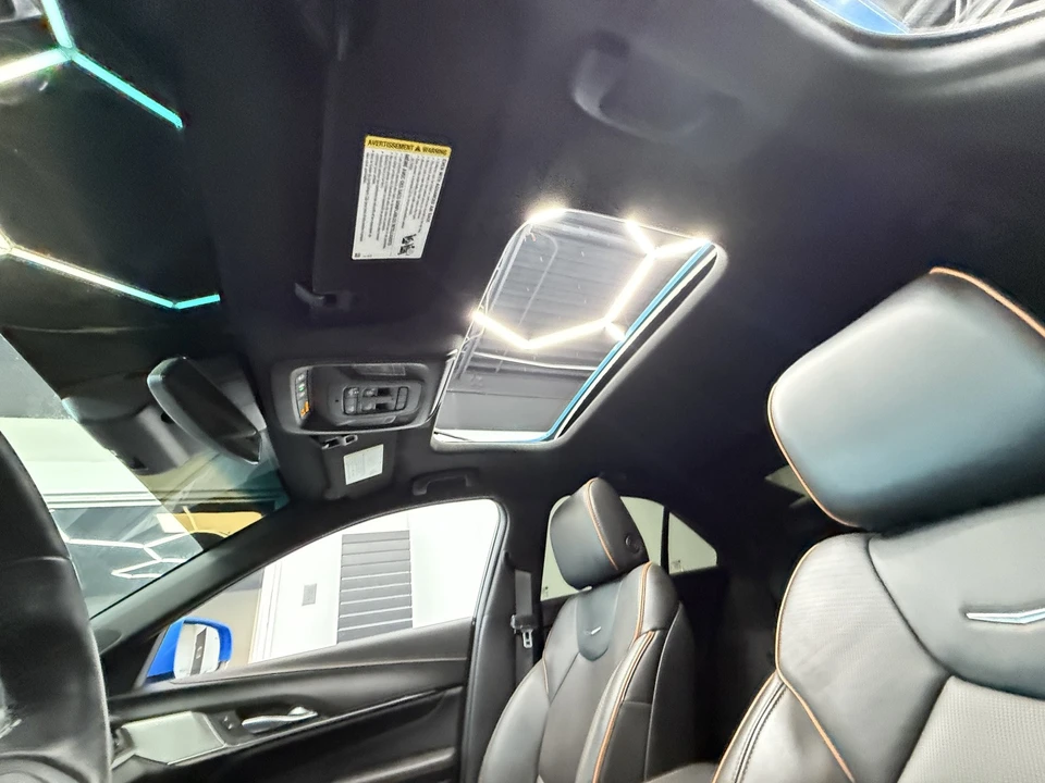 2023 Cadillac CT4-V - Image 15 of 21