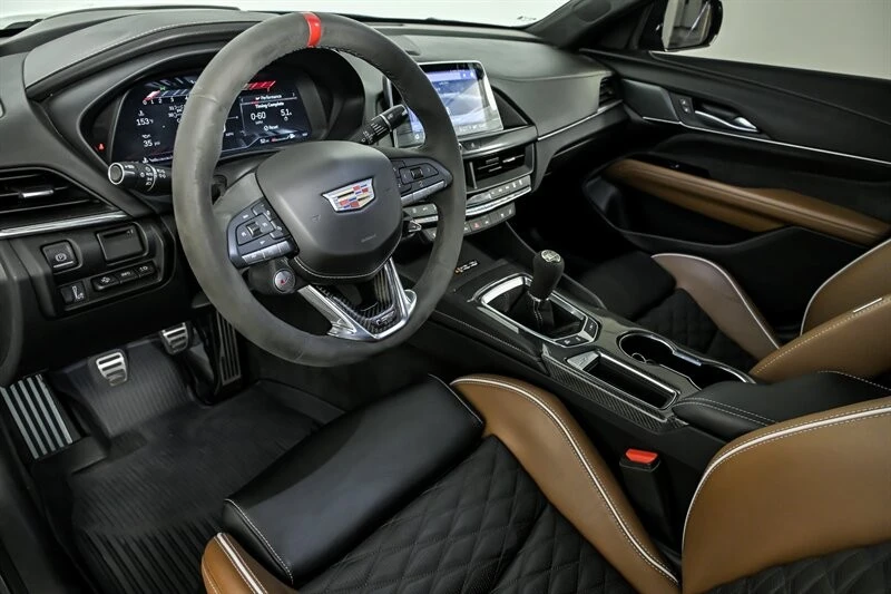 2023 Cadillac CT4-V Blackwing - Image 16 of 30