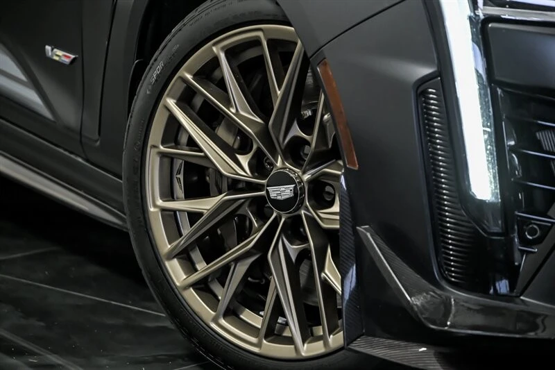 2023 Cadillac CT4-V Blackwing - Image 3 of 30
