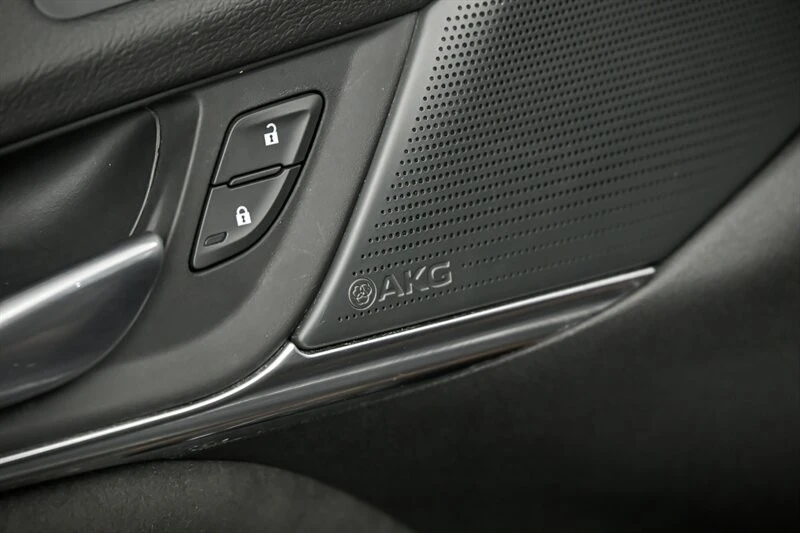 2023 Cadillac CT4-V Blackwing - Image 15 of 30