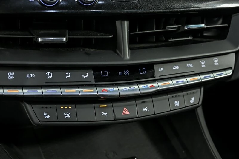 2023 Cadillac CT4-V Blackwing - Image 28 of 30