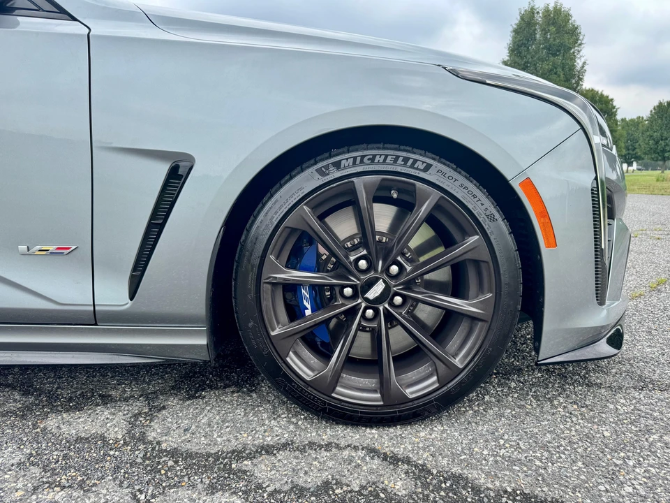 2023 Cadillac CT4-V Blackwing - Image 27 of 31