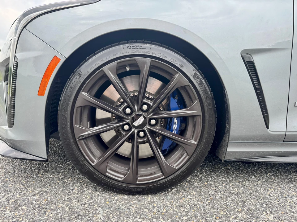 2023 Cadillac CT4-V Blackwing - Image 24 of 31