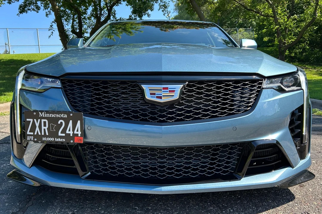 2023 Cadillac CT4-V Blackwing - Image 2 of 31